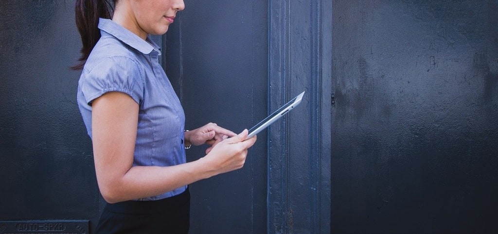 Vers un avenir durable avec l'intelligence artificielle intégrée au travail